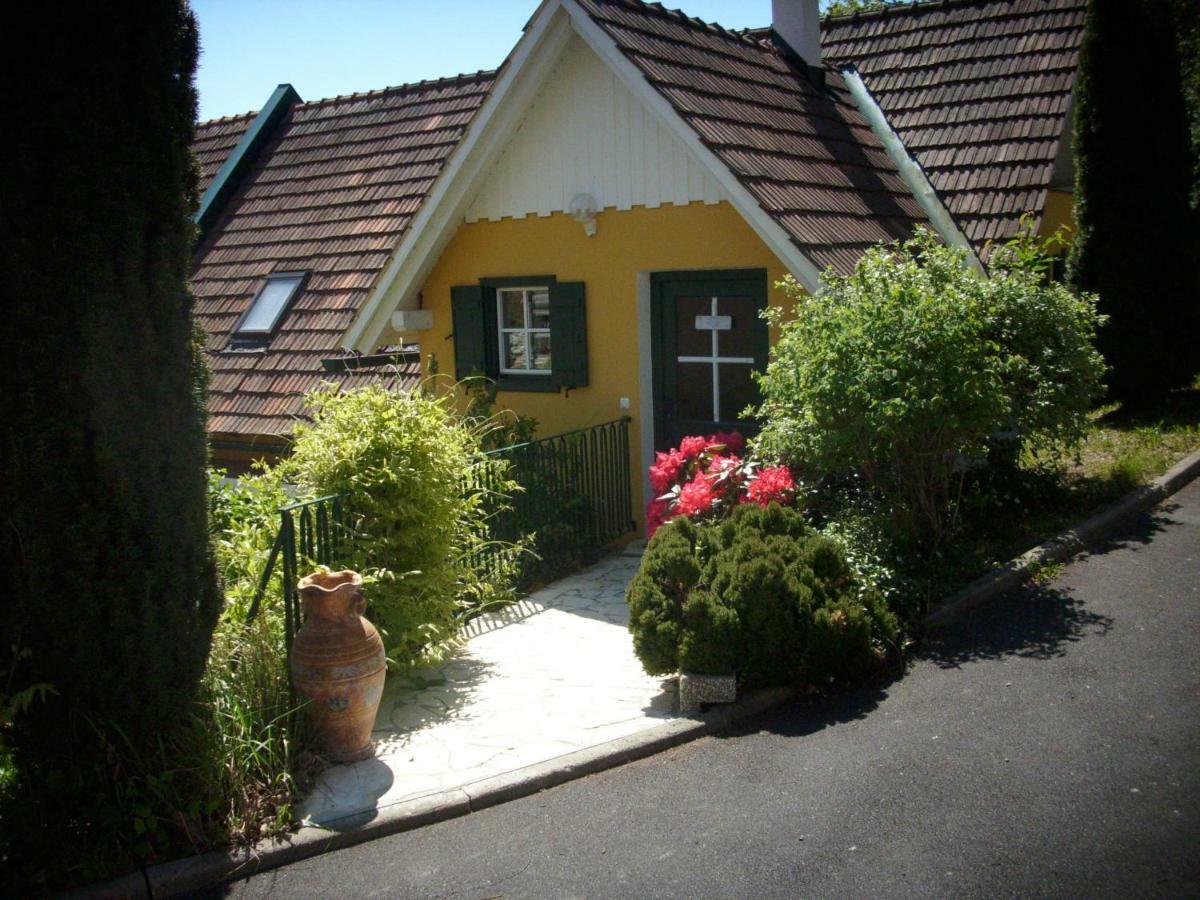 Gaestehaus Maxltoni Kitzeck im Sausal Exterior photo