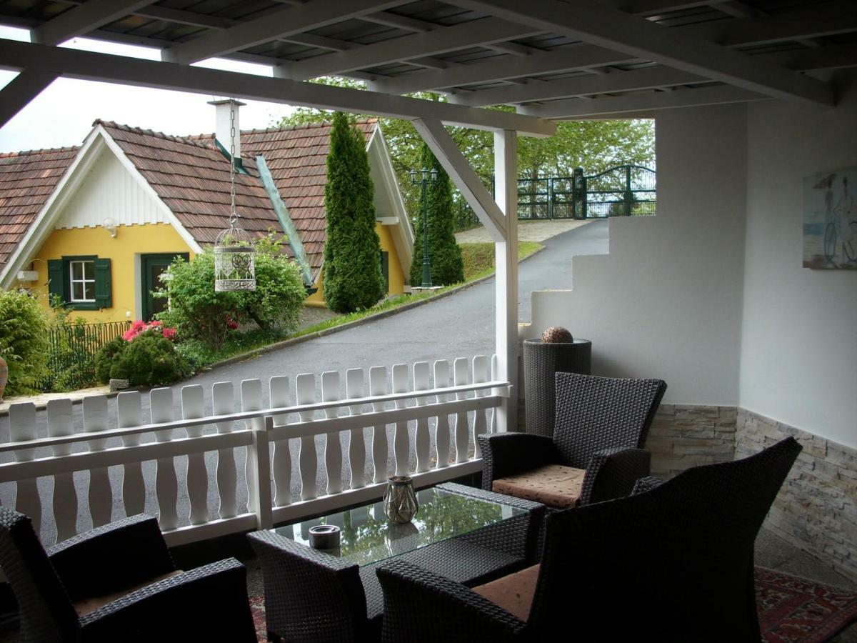 Gaestehaus Maxltoni Kitzeck im Sausal Exterior photo